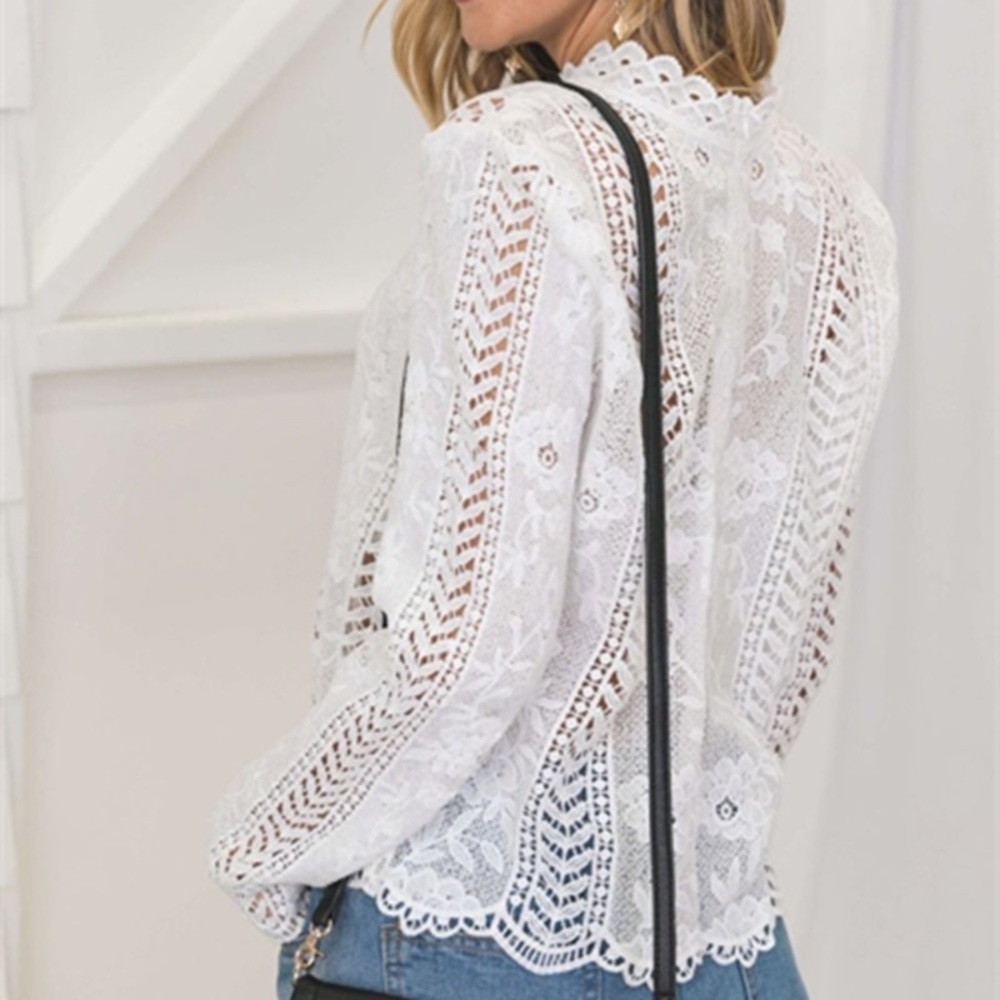 ❤️❤️ 💯❤️Lace high neck top - Picture 7 of 8